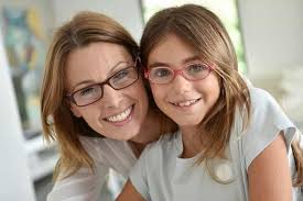Worst And Best Ways To Clean Eyeglasses