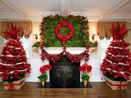 Holiday Mantle Decorations