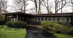 Frank Lloyd Wright Glencoe Cottage On