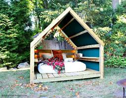 Build An Outdoor Cabana Lounge Jaime