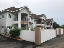 For Executive 4 Bedroom Home In