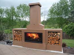 5 Outdoor Fireplace Trends For 2017