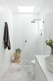 5 White Bathroom Tile Ideas To Recreate