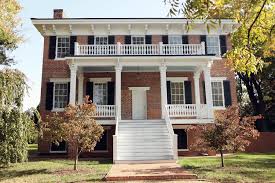 What Is A Colonial House Learn About