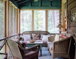 28 Small Screened In Porch Ideas That