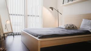 Creating A Minimalist Bedroom Design In