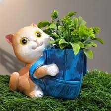 Aruna Decor Resin Small Cat Succulent