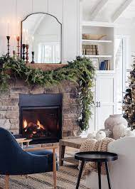 Simple Mantel Decor The