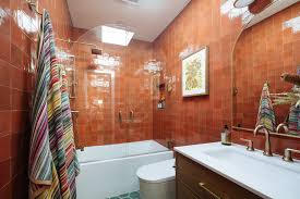 Bathtub And Shower Combo 6 Essential