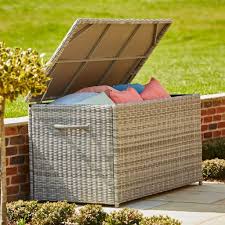 Outdoor Cushions How To Keep Them