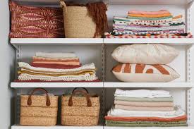 22 Ways To Properly Your Pillows