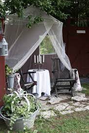 Practical Mosquito Net Decoration Ideas