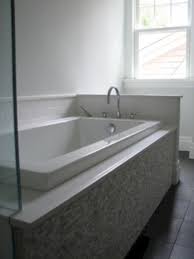 32 Bathtub And Shower Tile Ideas To