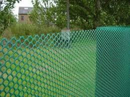 Green Plastic Hexagonal Garden Fencing