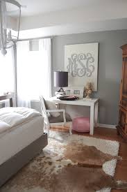 Grey Walls Contemporary Bedroom