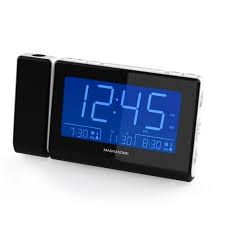 Alarm Clock Radio With Time Projection