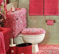 Check Out These 10 Fuzzy Toilet Covers
