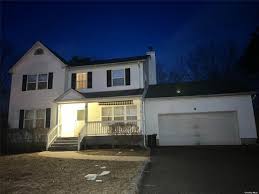 Homes For In Coram Ny With