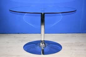 Round Tempered Glass Dining Table By