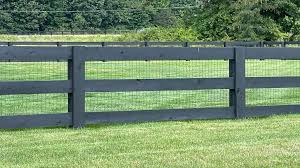 Beautiful Wood And Wire Fence Designs