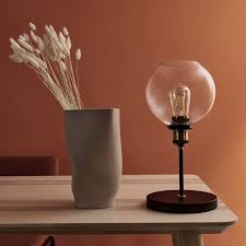 Table Lamp With Clear Glass Shade