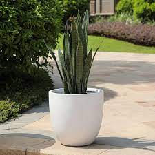 Luxenhome White Mgo Round 17 2in H Outdoor Planter Wh035 W