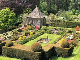 Secret Gardens In Britain