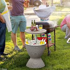 Pop Up Bar Is Good For A Garden Party