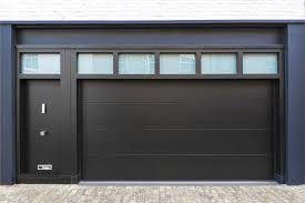 Our 9 Favorite Garage Door Paint Ideas