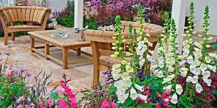 Create Outdoor Rooms In Your Backyard