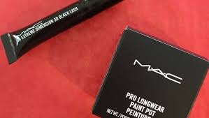 Mac Pro Longwear Paint Pot Layin Low