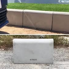 Grey Concrete Bullnosed Kerb Stone For