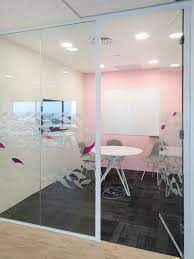 Solo Frameless Door Integrate Systems