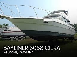 Bayliner 3058 Ciera Boat For In