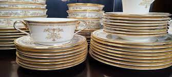 79 Pc Lenox Castle Garden China