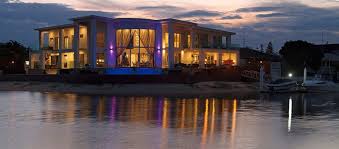 Modern Waterfront Home Designs On The