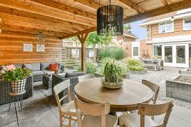 Outdoor Living Space In Oregon