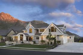 Craftsman Style House Plan 6 Beds 5 5