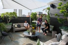Rooftop Areas Take Living Spaces To New