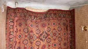 Old Room With Carpet On The Wall