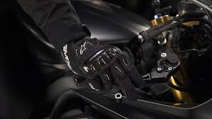 How To Size And Buy Motorcycle Gloves