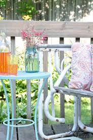 Spray Paint Outdoor Furniture Makeover