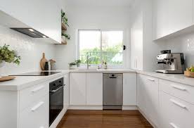 U Shaped Kitchen White Flush Kitchen
