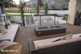 7 Outdoor Fireplace Design Ideas For