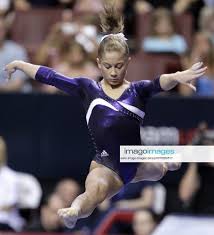 june 22 2008 shawn johnson performs on
