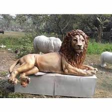 Color Fiberglass Male Lion Statue