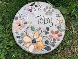 Pet Memorial Stepping Stone