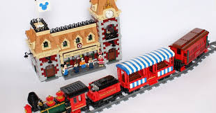 Lego Review 71044 Disney Train And