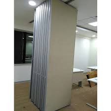 Solitaire Acoustic Movable Partition At