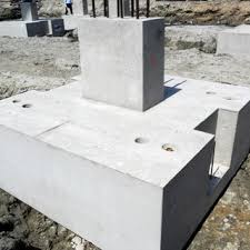 e plinth beam inserted in the